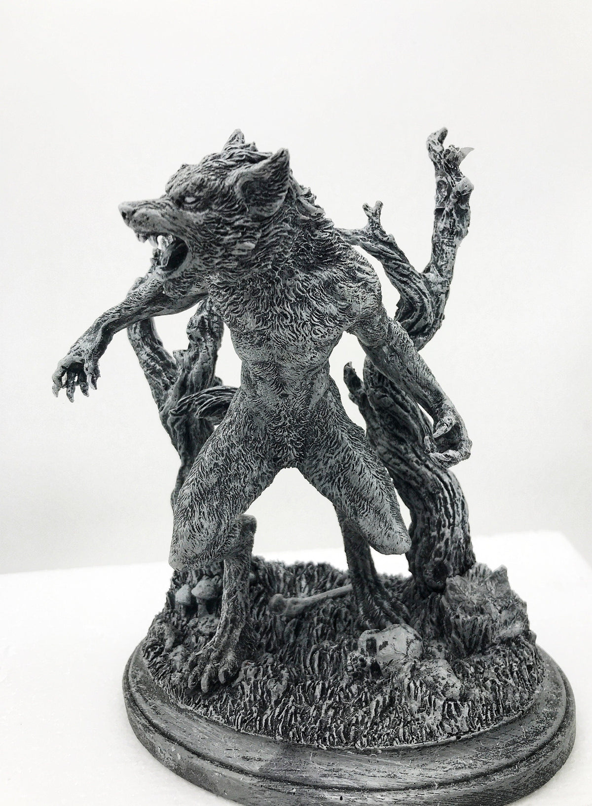 Werewolf Statue, Hand Painted Grayscale Resin Sculpture | Gothic Halloween Legendary Monster Figurine | Dark Art for Spooky Home Decor