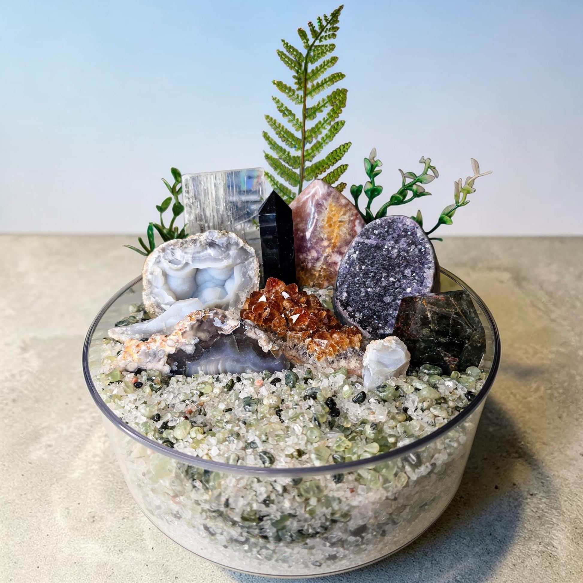 Large Spinning Crystal Garden Kit, 3kg Clear Quartz & Prehnite Chips, Blue Lace Agate Druzy and Pink Amethyst, 9" Rotating Mineral Display