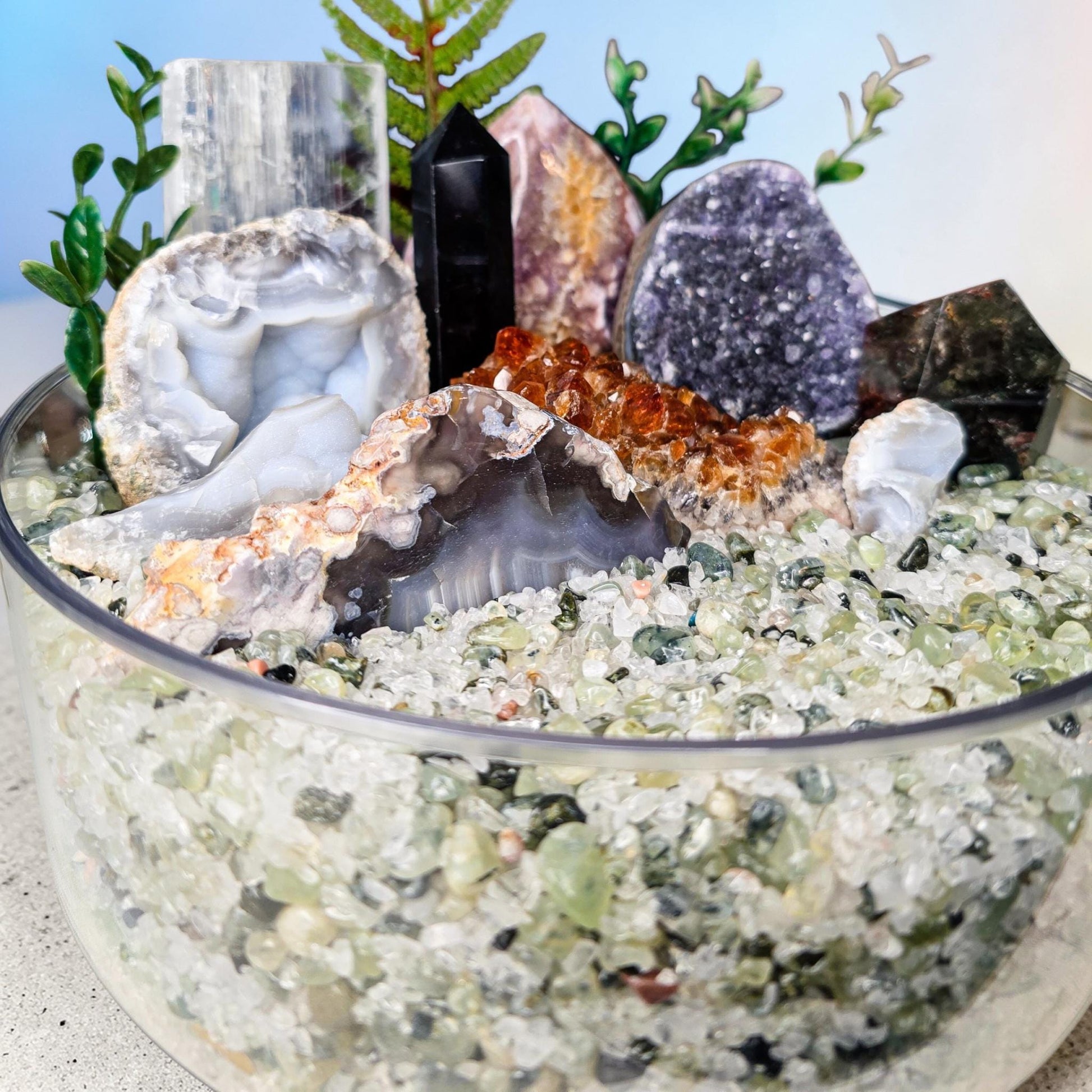 Large Spinning Crystal Garden Kit, 3kg Clear Quartz & Prehnite Chips, Blue Lace Agate Druzy and Pink Amethyst, 9" Rotating Mineral Display