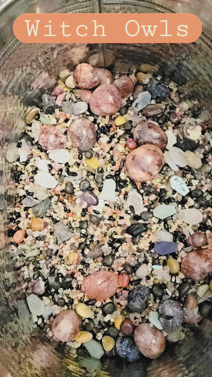 Spooky Scoops: Deluxe 1-Cup Halloween Crystal Mystery Box